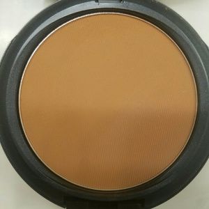 Studio Fix Powder Plus Foundation- NW45